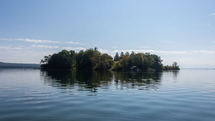 Roseninsel im Herbst (Foto: Michael J. Stiegler)